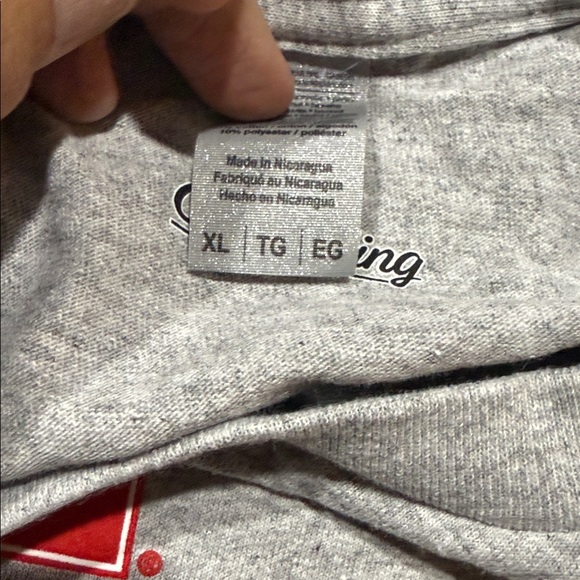 Nebraska Huskers Gray T-Shirt nwot size xl - Picture 2 of 2